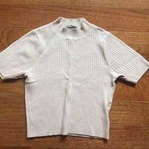 Brandy Melville ribbed knit short sleeve top